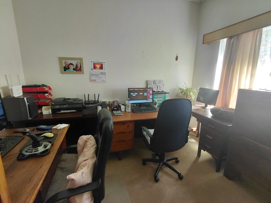 5 Bedroom Property for Sale in Burgersdorp Eastern Cape